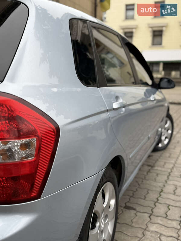 Хэтчбек Kia Cerato 2006 в Запорожье фото 8 Хэтчбек Kia Cerato 2006 в Запорожье
