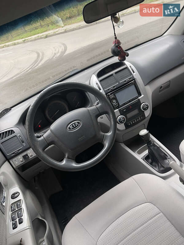 Седан Kia Cerato 2007 в Киеве