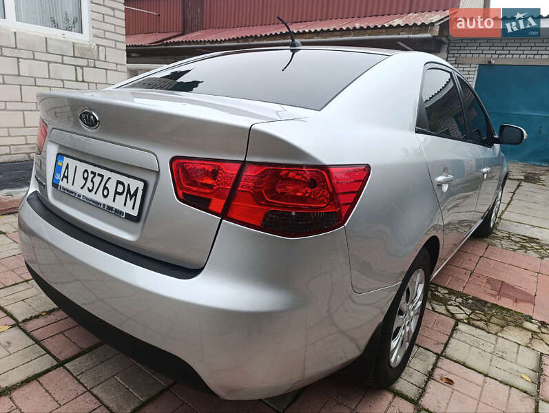 Седан Kia Cerato 2009 в Києві фото 10 Седан Kia Cerato 2009 в Києві