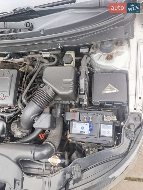 Седан Kia Cerato 2009 в Києві фото 15 Седан Kia Cerato 2009 в Києві