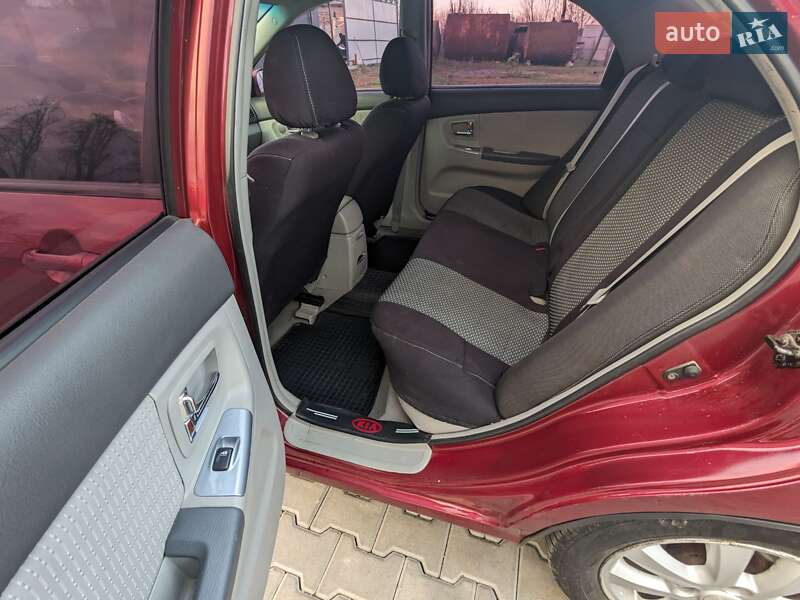 Седан Kia Cerato 2007 в Виннице