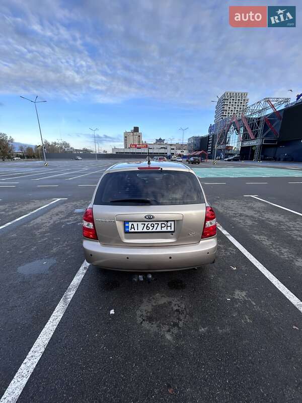 Хэтчбек Kia Cerato 2006 в Киеве