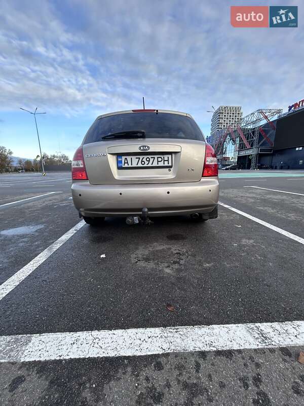 Хэтчбек Kia Cerato 2006 в Киеве