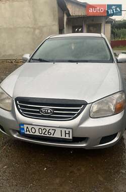 Седан Kia Cerato 2008 в Ужгороде
