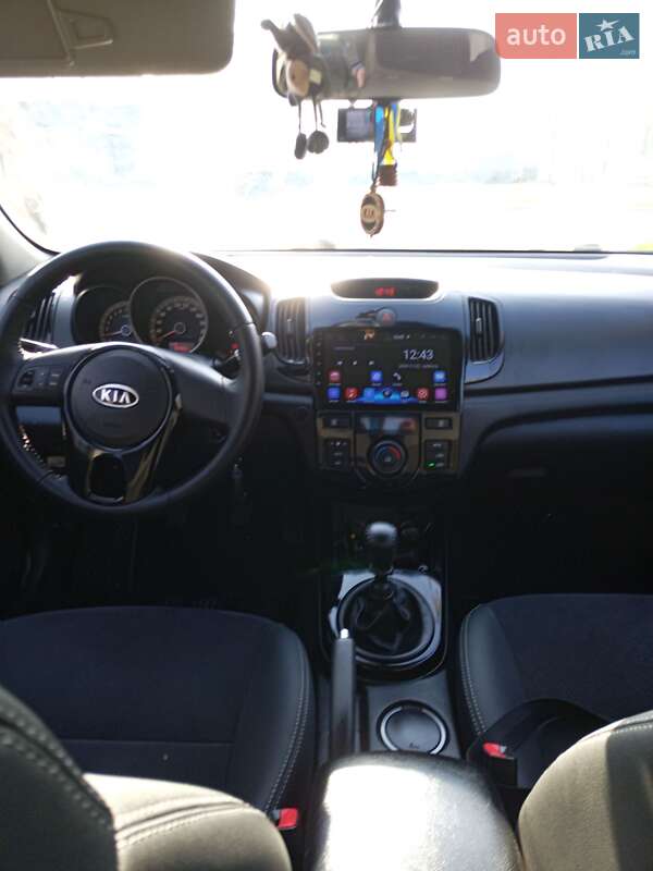 Седан Kia Cerato 2009 в Одессе фото 6 Седан Kia Cerato 2009 в Одессе
