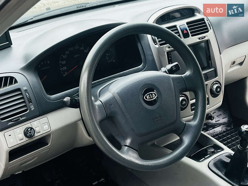 Седан Kia Cerato 2006 в Харькове