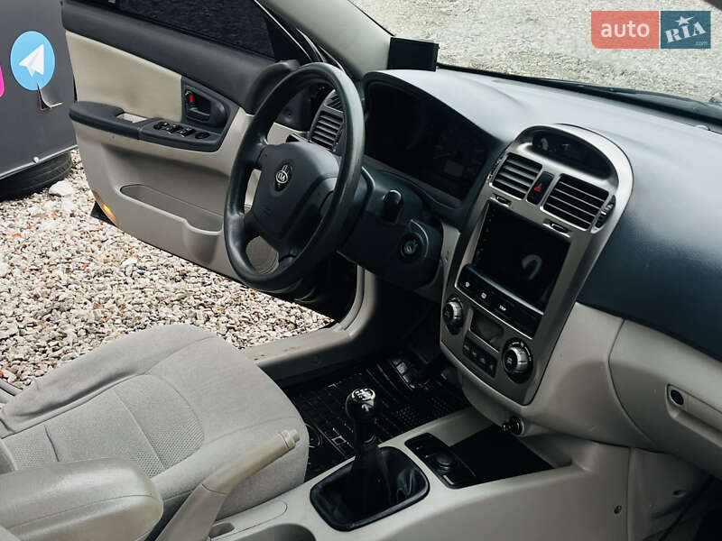 Седан Kia Cerato 2006 в Харькове