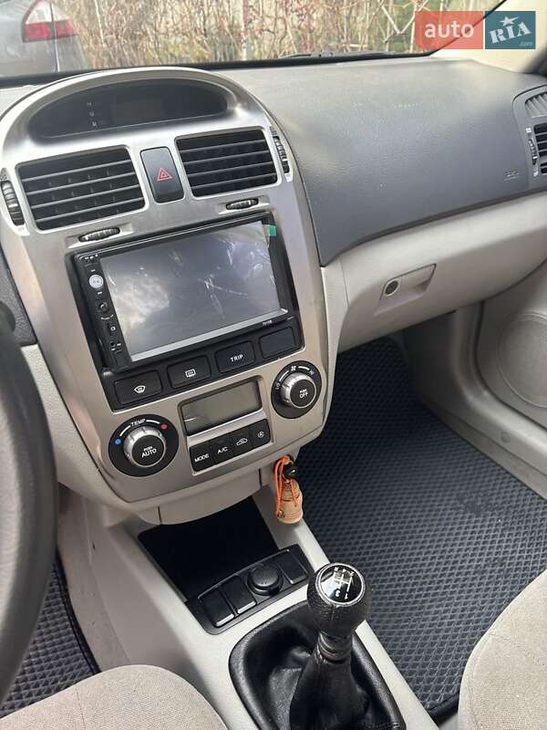 Седан Kia Cerato 2006 в Черкассах