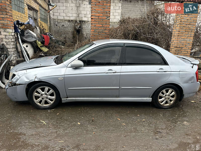 Седан Kia Cerato 2006 в Киеве