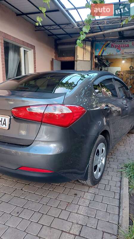 Седан Kia Cerato 2012 в Первомайске