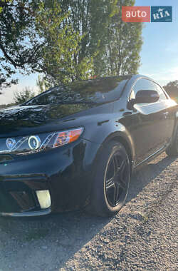 Купе Kia Cerato 2010 в Новомосковську