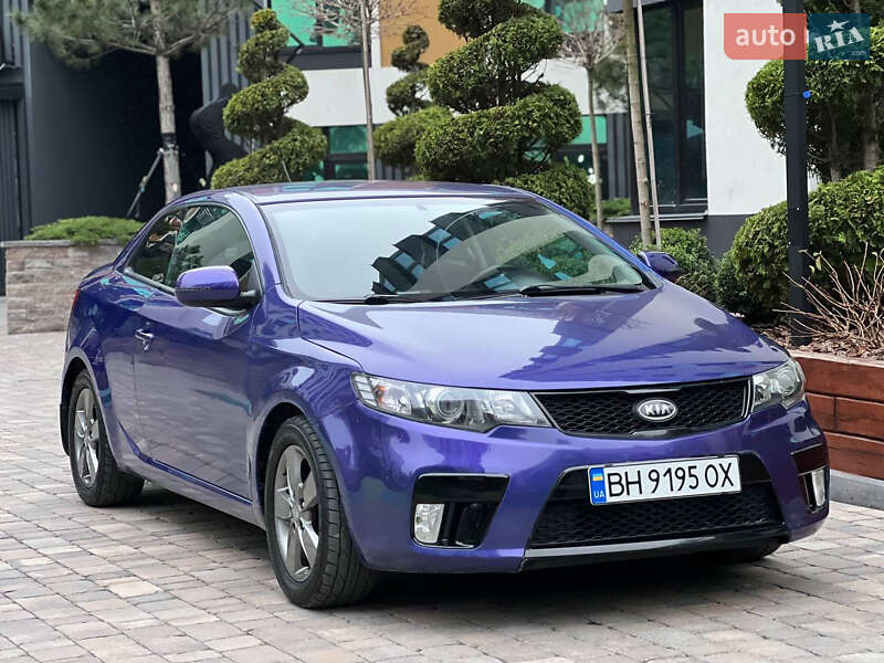 Купе Kia Cerato 2012 в Киеве фото 4 Купе Kia Cerato 2012 в Киеве