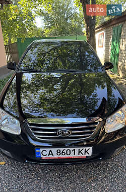 Седан Kia Cerato 2008 в Смеле