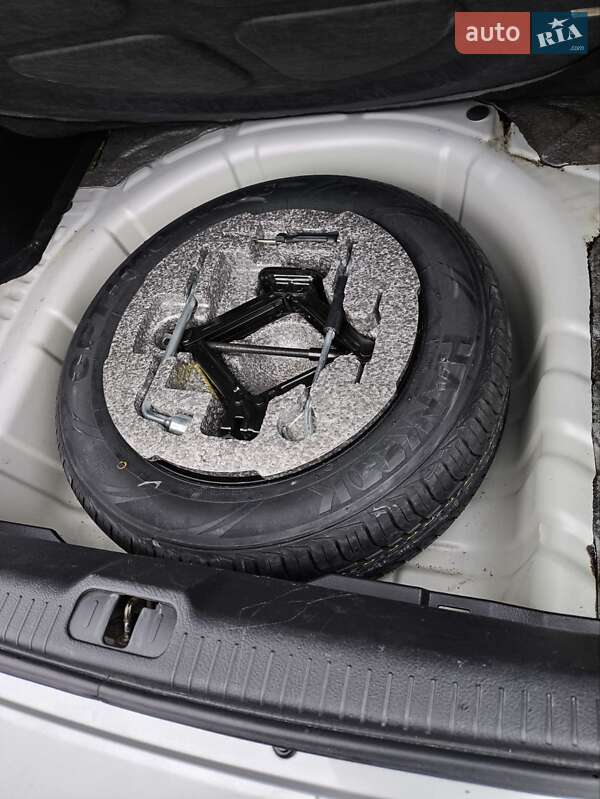 Седан Kia Cerato 2006 в Кобеляках