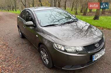 Седан Kia Cerato 2009 в Києві