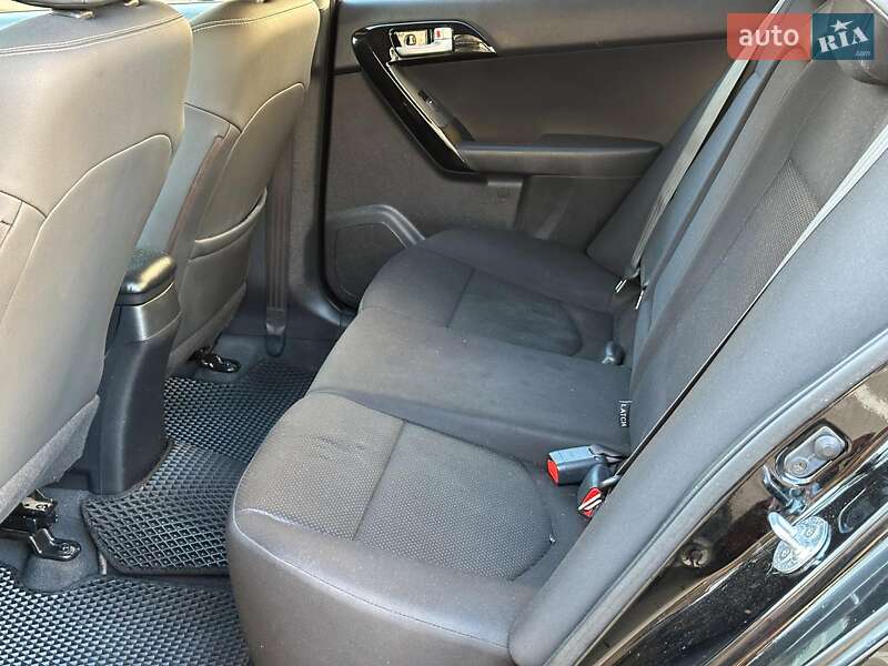 Седан Kia Cerato 2009 в Одесі