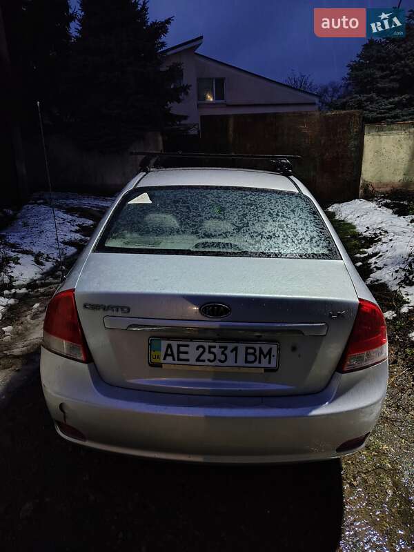 Седан Kia Cerato 2007 в Днепре