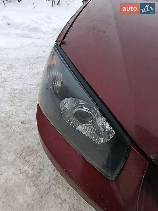 Хэтчбек Kia Cerato 2006 в Ровно фото 25 Хэтчбек Kia Cerato 2006 в Ровно