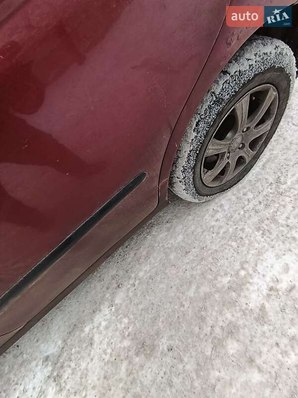 Хэтчбек Kia Cerato 2006 в Ровно фото 27 Хэтчбек Kia Cerato 2006 в Ровно