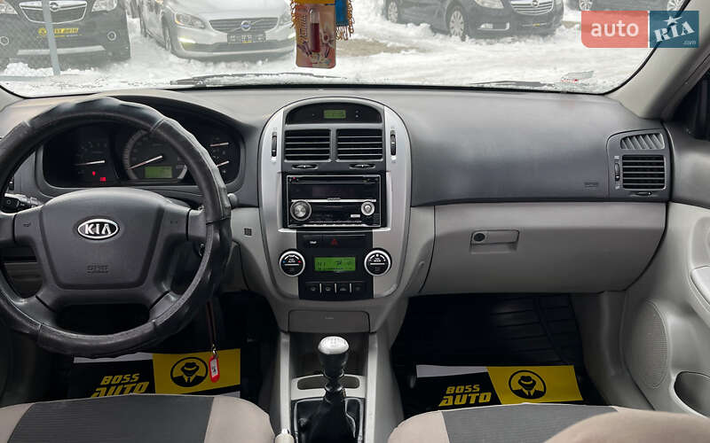 Седан Kia Cerato 2007 в Стрые