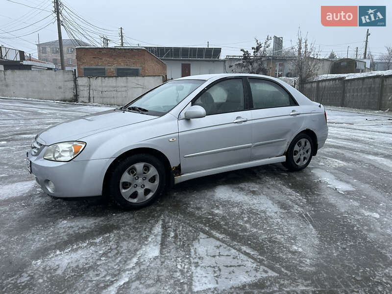 Седан Kia Cerato 2005 в Первомайске фото 12 Седан Kia Cerato 2005 в Первомайске