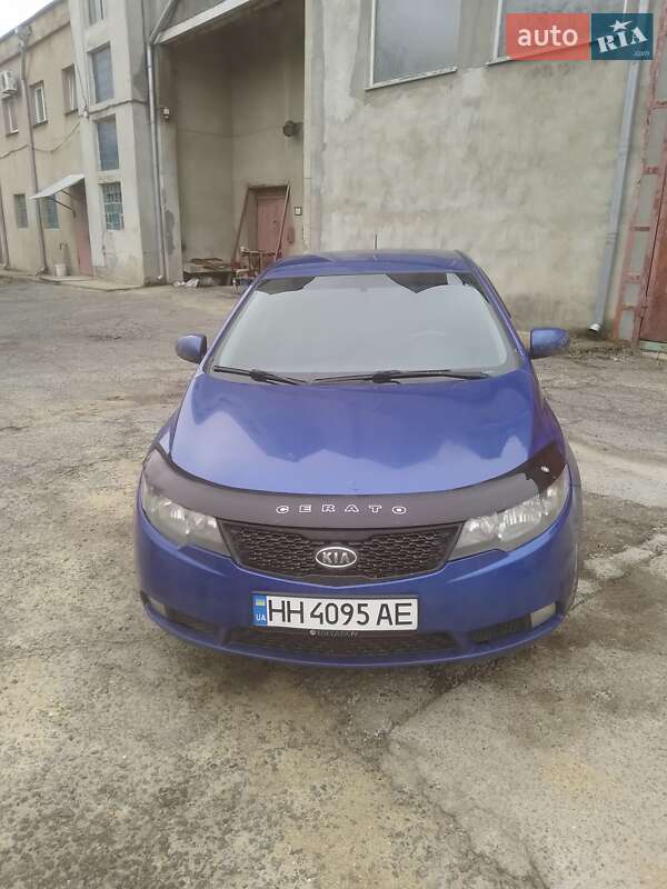 Седан Kia Cerato 2010 в Одессе