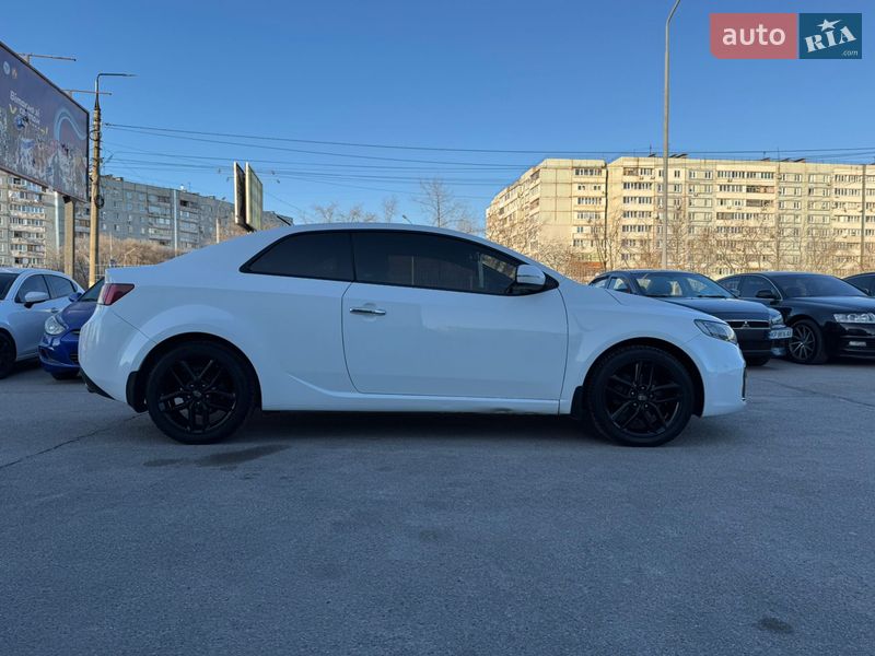 Купе Kia Cerato 2011 в Запорожье