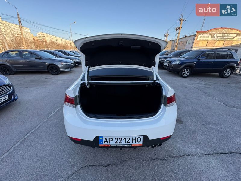 Купе Kia Cerato 2011 в Запорожье