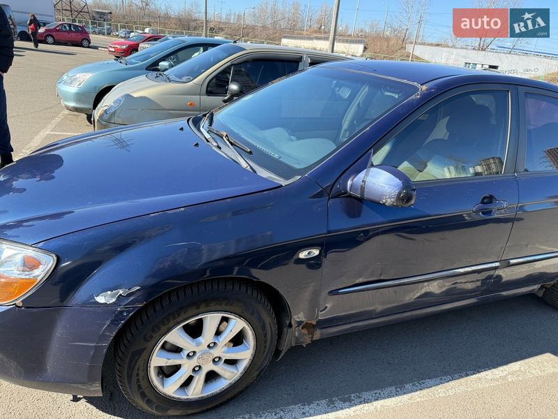 Седан Kia Cerato 2007 в Киеве