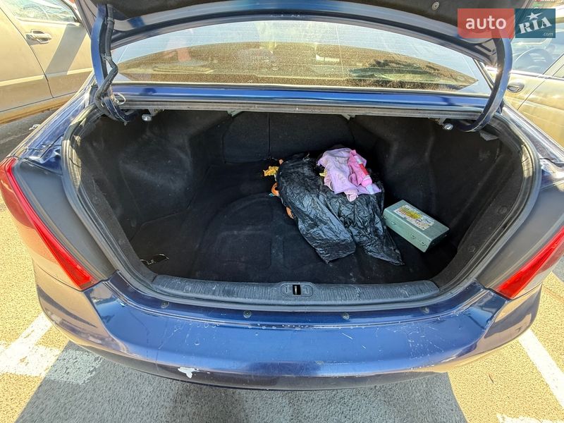 Седан Kia Cerato 2007 в Киеве