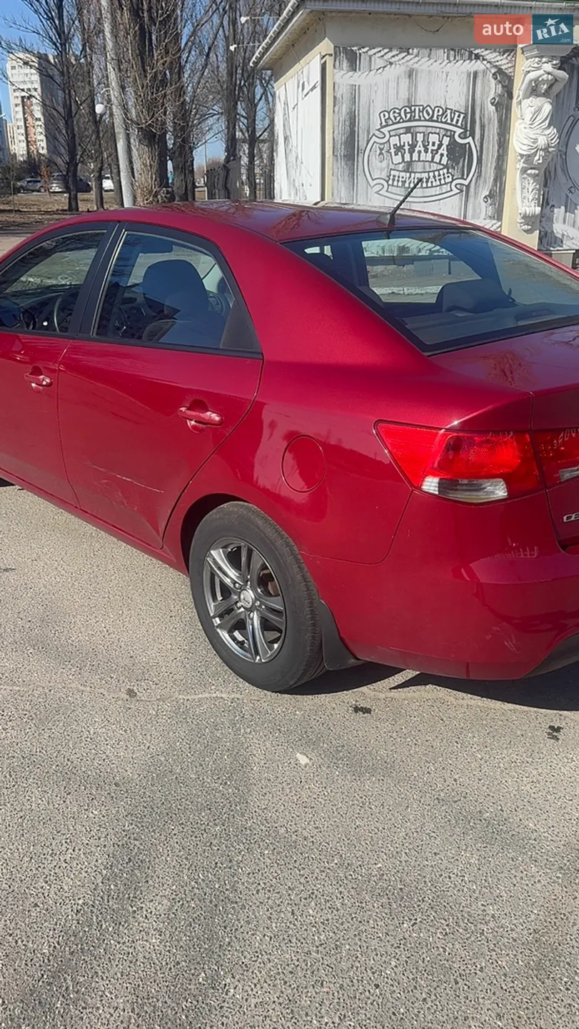 2010 Kia Cerato - мініатюра 6