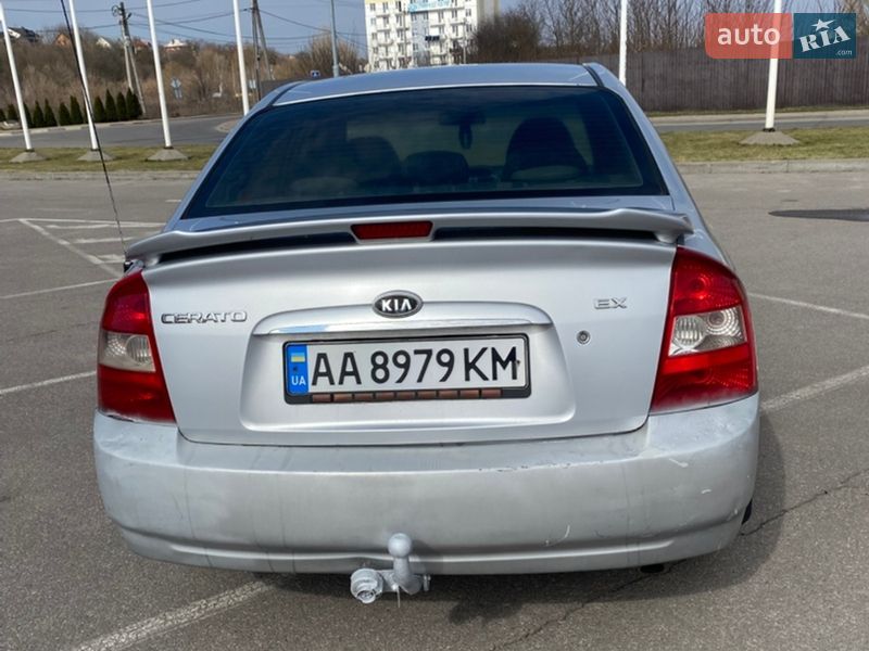 Седан Kia Cerato 2006 в Києві