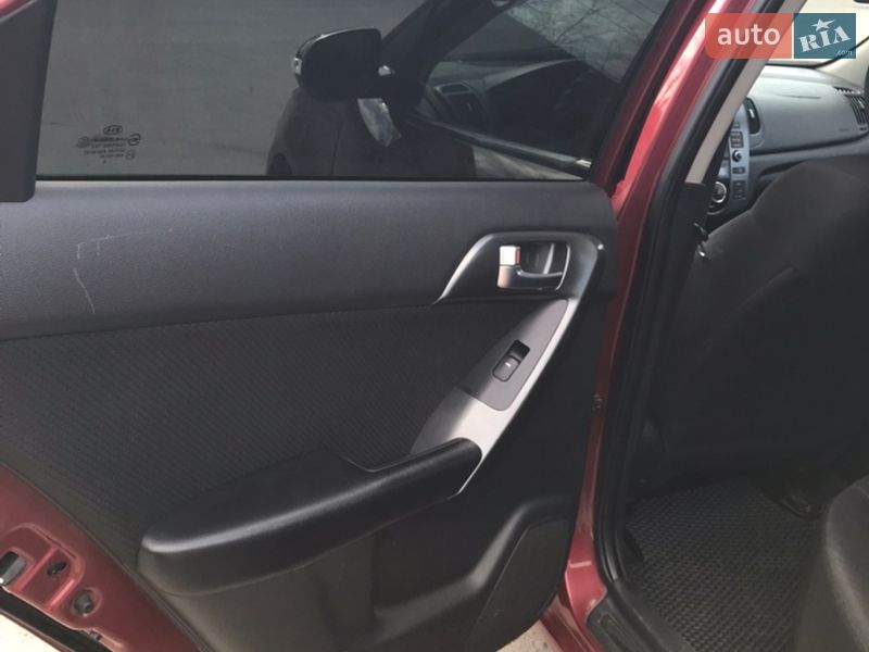 Седан Kia Cerato 2010 в Белой Церкви фото 16 Седан Kia Cerato 2010 в Белой Церкви