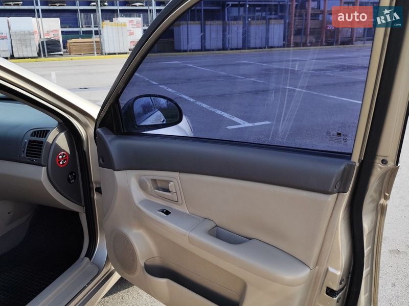 Седан Kia Cerato 2007 в Запоріжжі