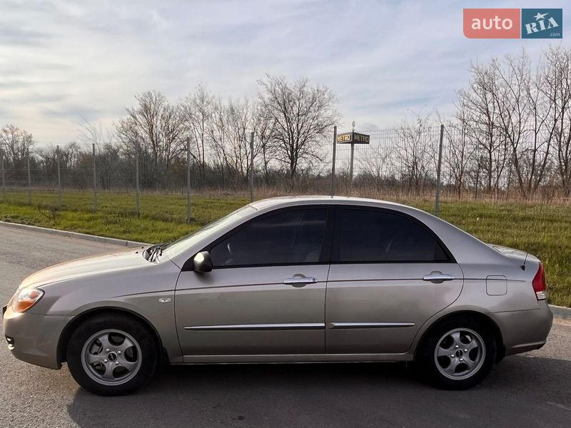 Седан Kia Cerato 2007 в Запоріжжі