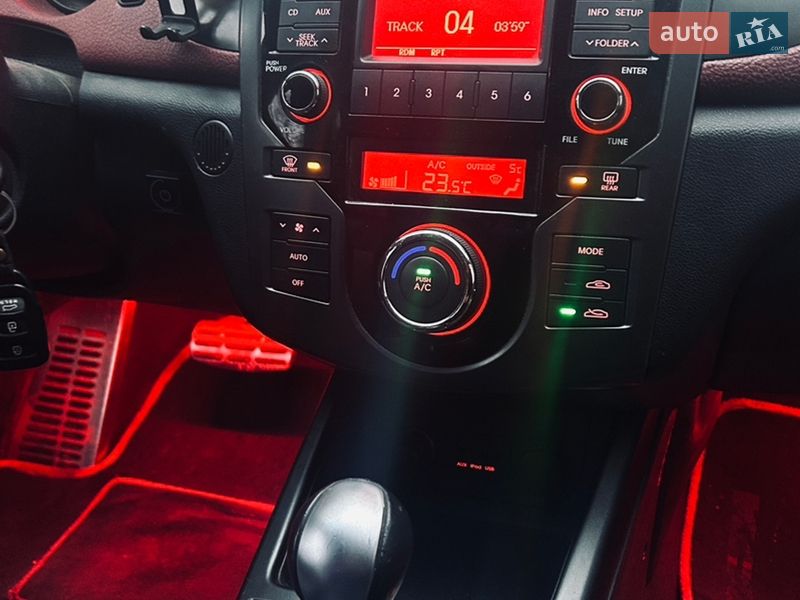 Купе Kia Cerato 2010 в Києві