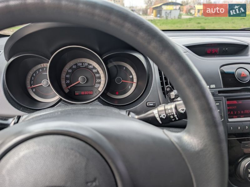 Седан Kia Cerato 2009 в Олександрії