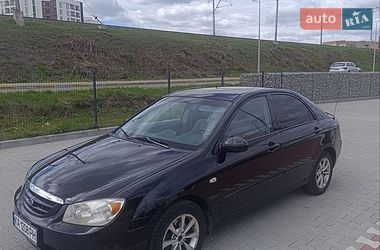 Седан Kia Cerato 2004 в Ирпене
