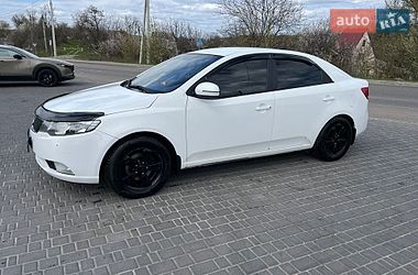 Седан Kia Cerato 2012 в Фастове