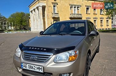 Седан Kia Cerato 2007 в Краматорске