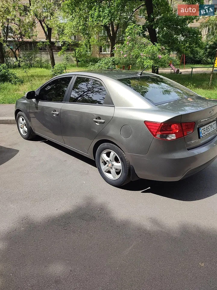 2010 Kia Cerato - мініатюра 19