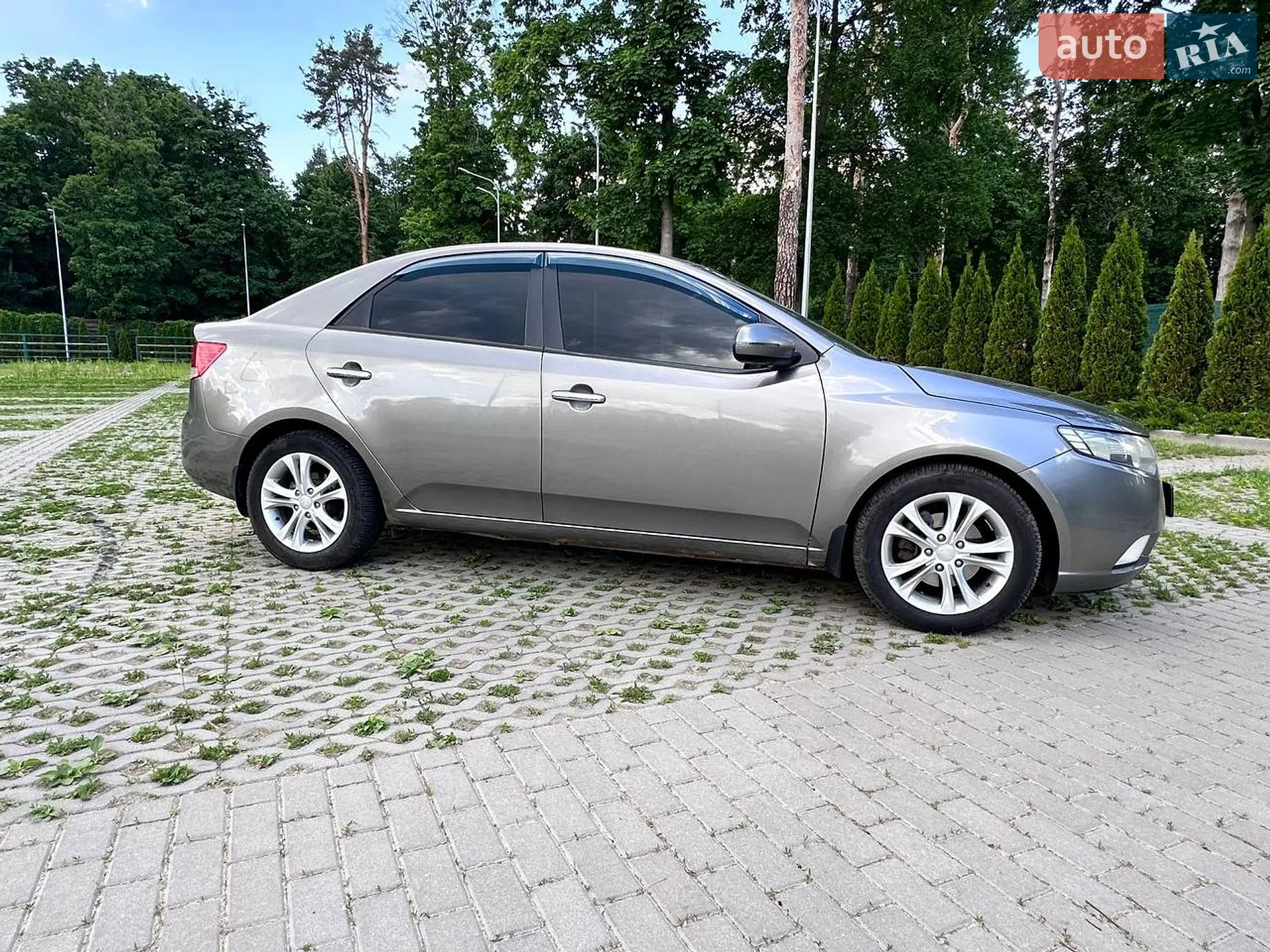 2011 Kia Cerato - фото 1