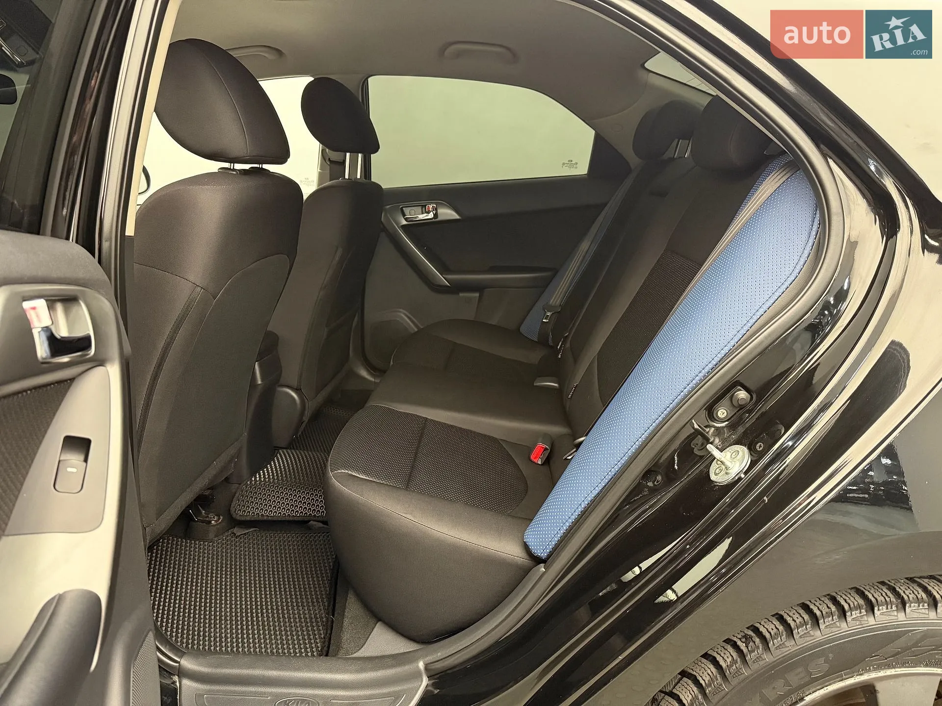 2012 Kia Cerato - мініатюра 11