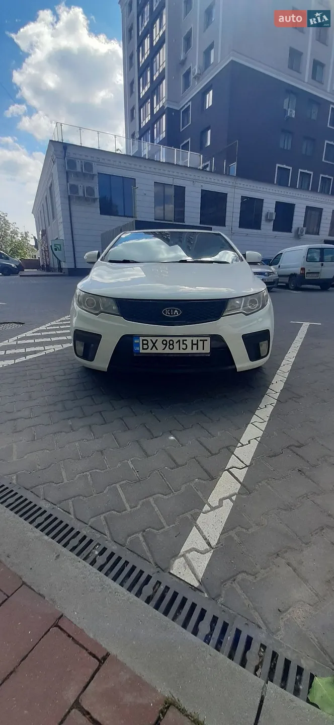 2010 Kia Cerato - мініатюра 3