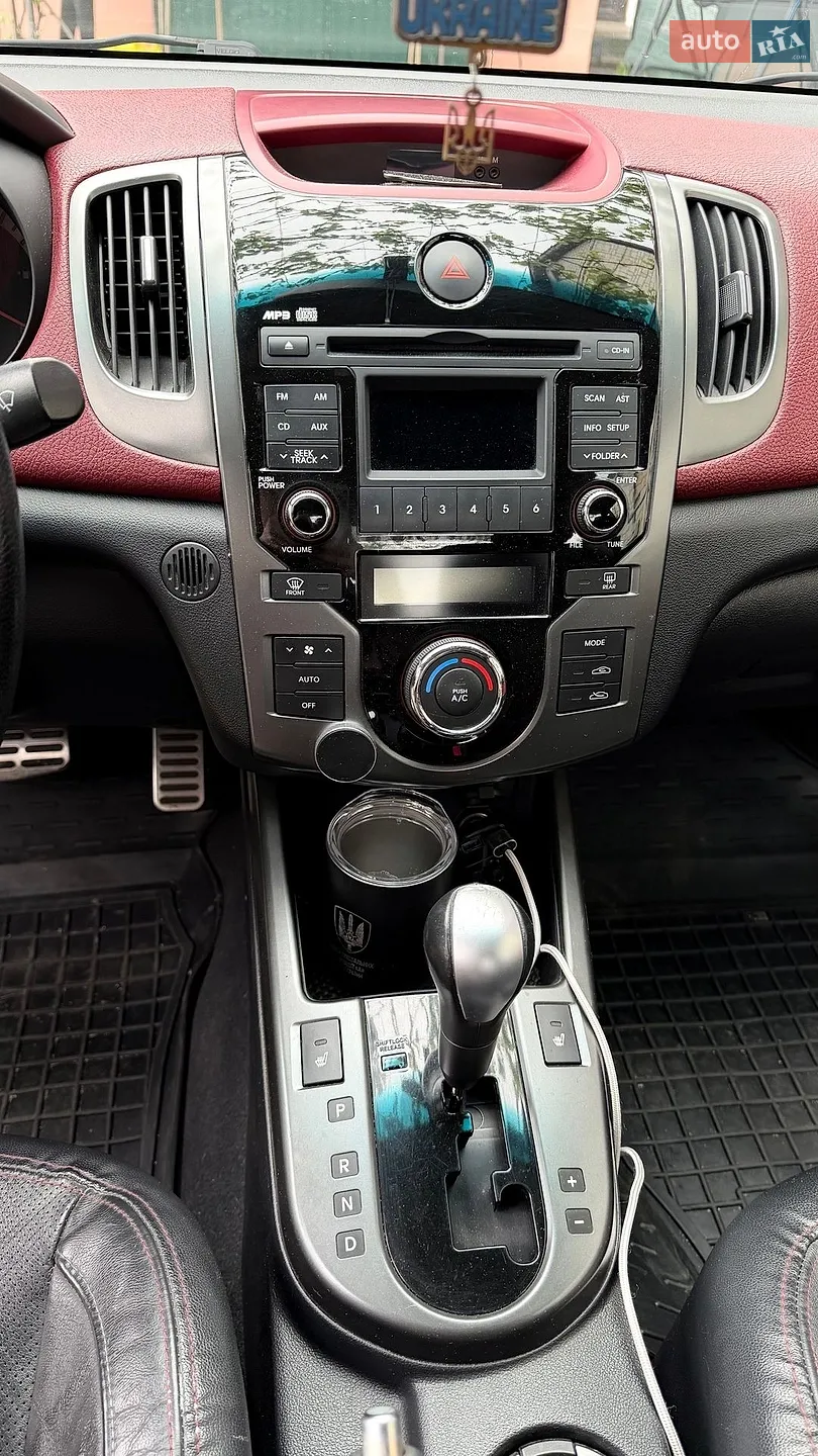 2010 Kia Cerato - мініатюра 8