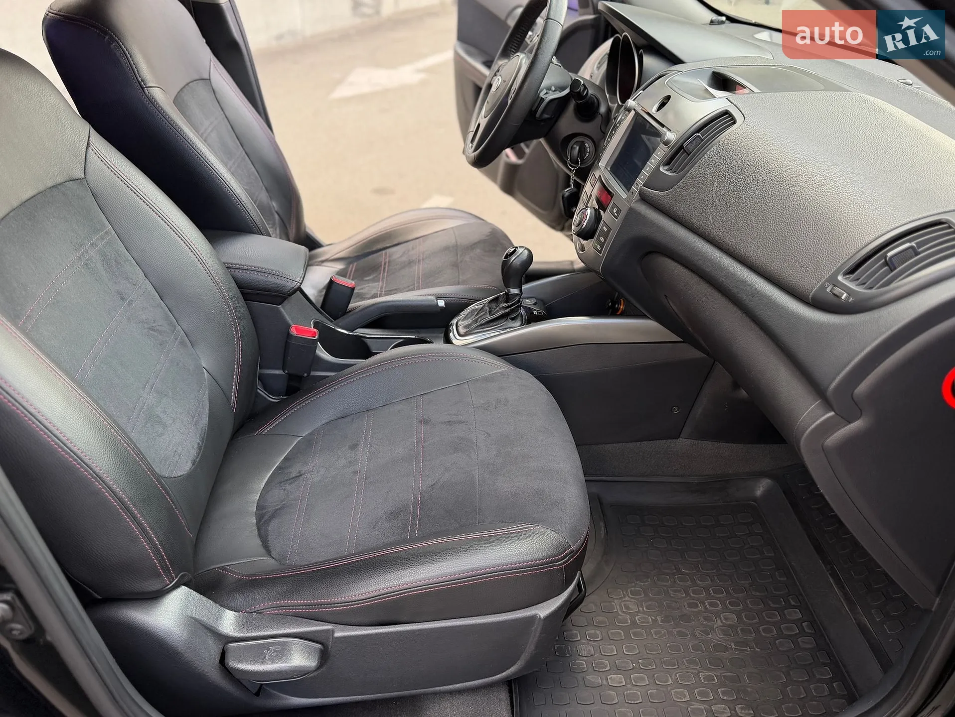 2011 Kia Cerato - мініатюра 26