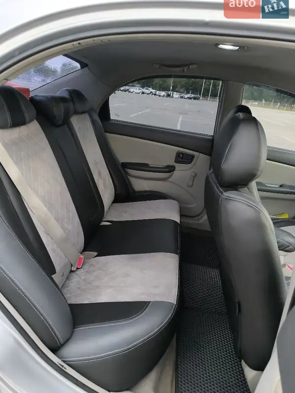 Kia Cerato 2005 VIN Y6LFE22225L000012 фото оголошення 8 з 47