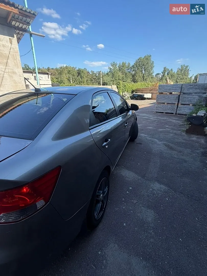 2011 Kia Cerato - мініатюра 12