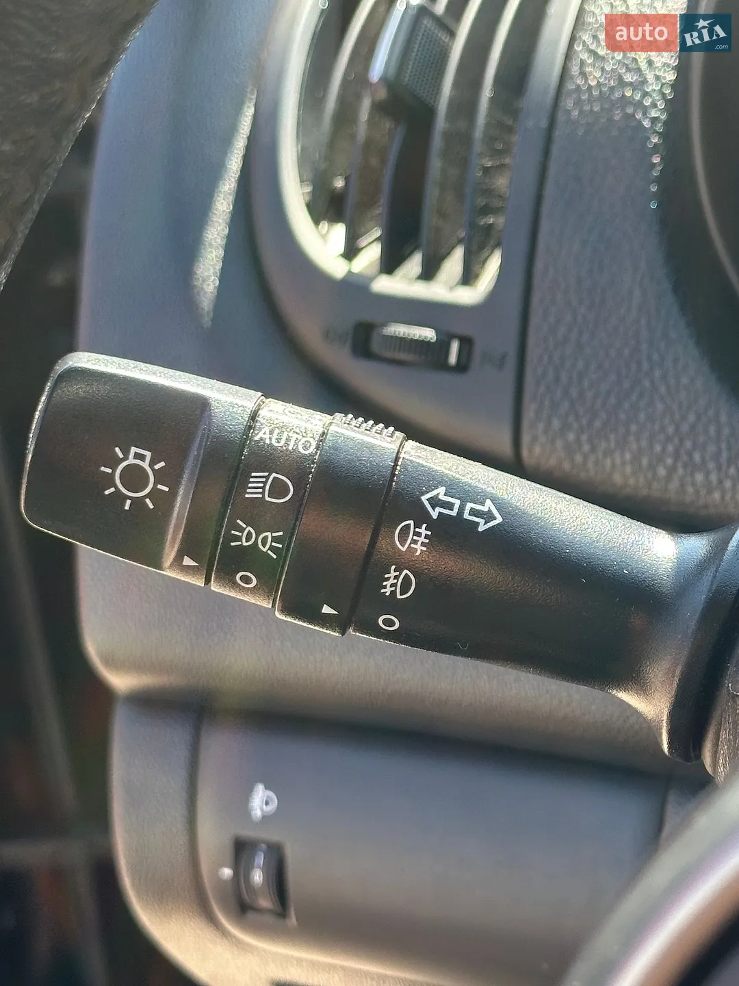 2011 Kia Cerato - мініатюра 19