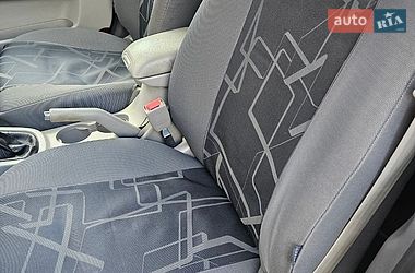 Седан Kia Cerato 2008 в Львове